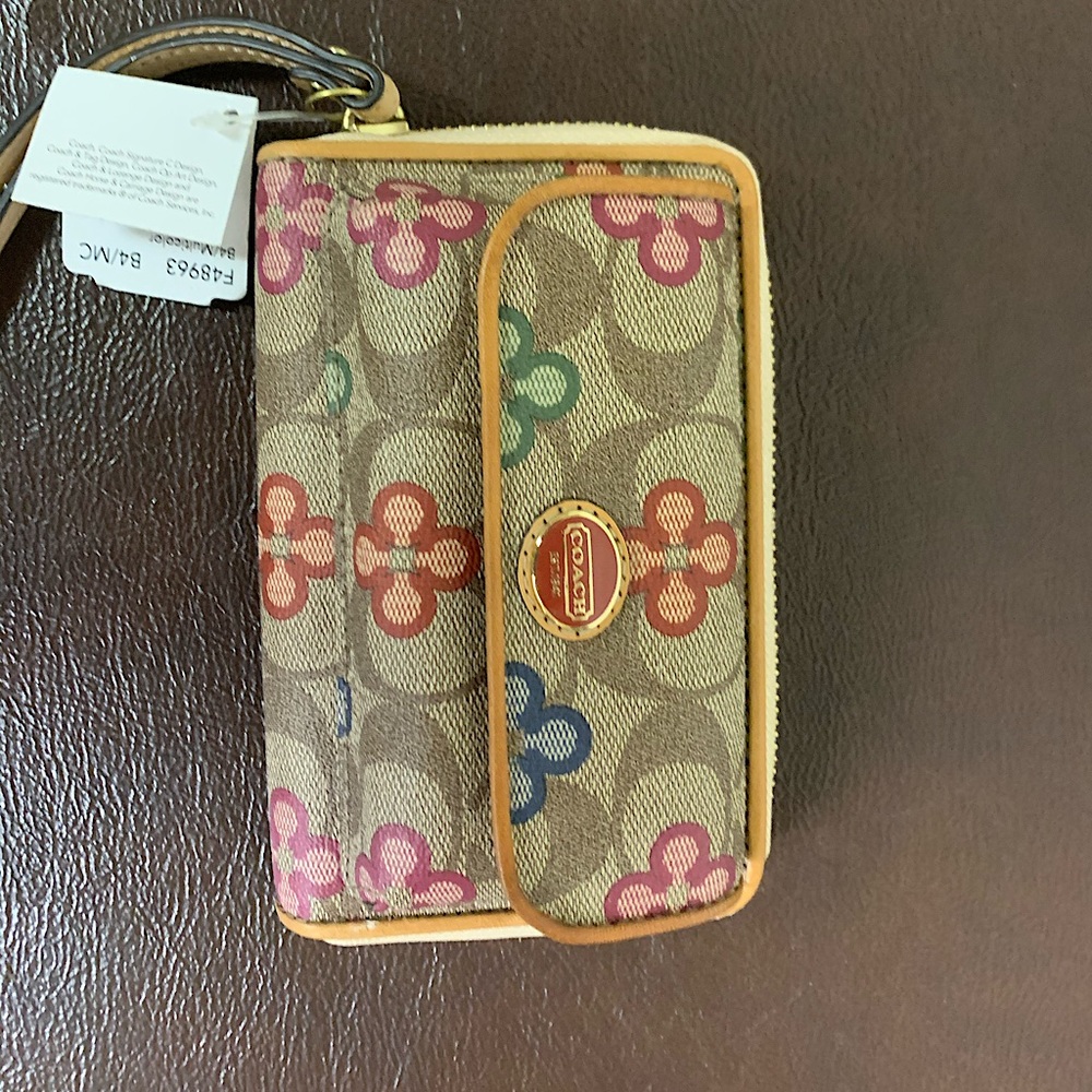 New coach Peyton clover signature universal zip wallet